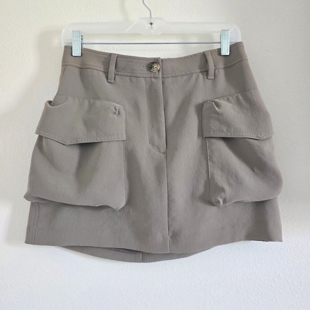 Aritzia Wilfred Astral Cargo High Waisted Micro Crepe Mini Skirt Nomad Taupe 8 - Picture 2 of 8